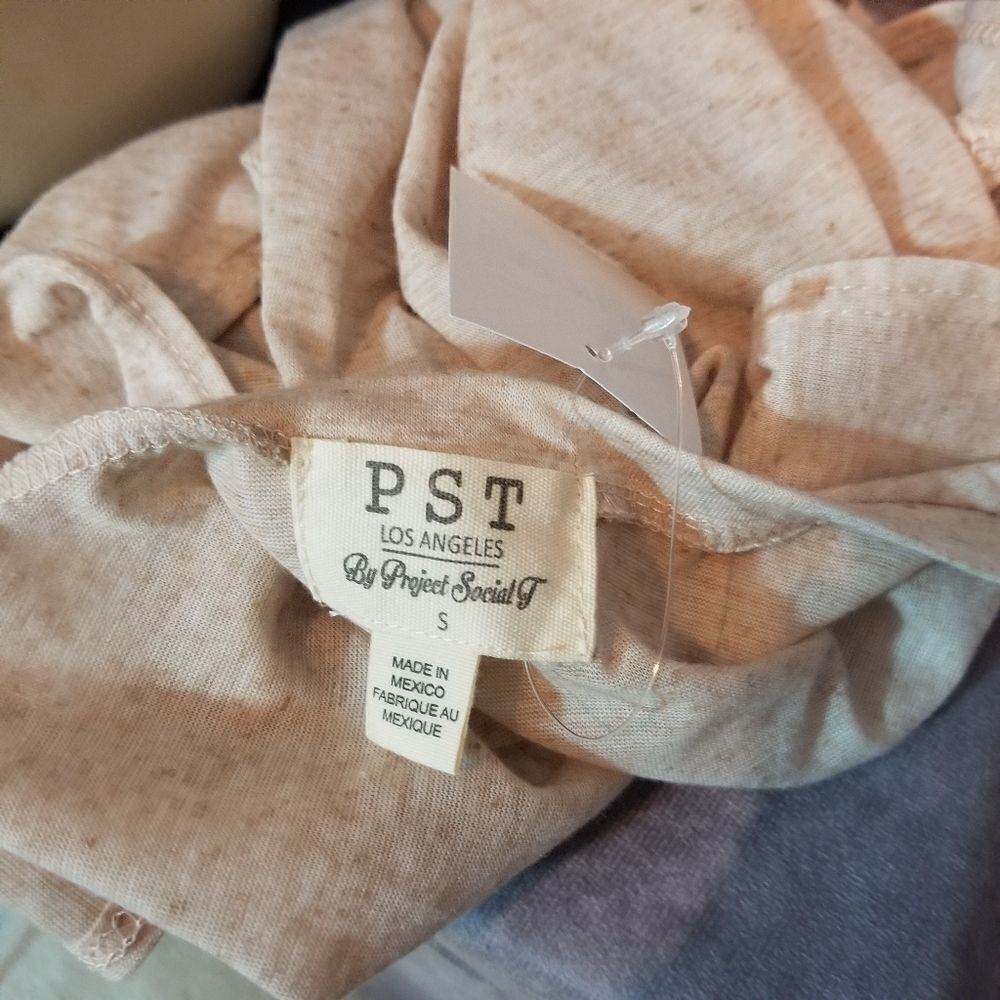 PST Cream Tank Top - Picture 3 of 4